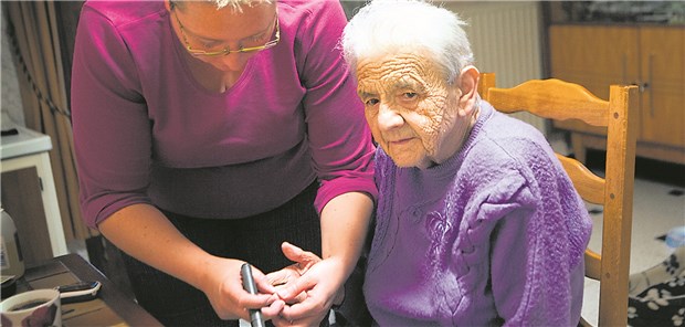 Blutzuckerkontrolle: Im Alter sind Antidiabetika mit geringem Hypoglykämie-Risiko gefragt.
