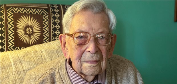 Ältester Mann der Welt gestorben Bob Weighton, der älteste Mann der Welt, ist mit 112 Jahren in Großbritannien gestorben. (Archivbild) Der frühere Lehrer und Ingenieur aus Alton (Hamphire) starb an Krebs, wie seine Familie bestätigte.