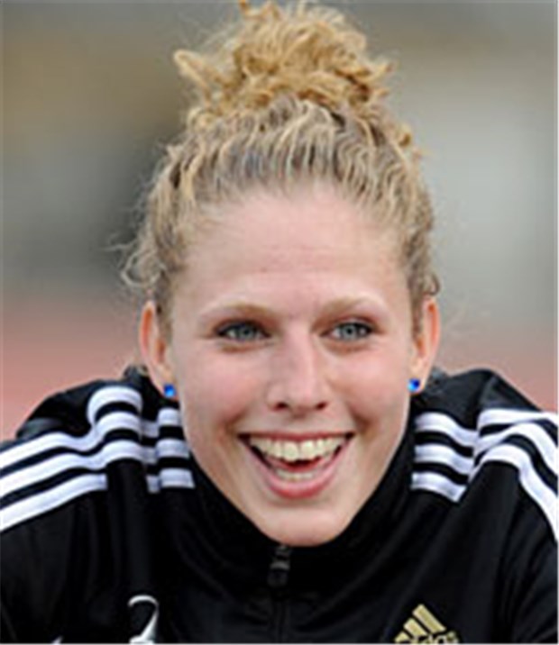 Früher als Mannweiber angesehen, heute sexy Kickerinnen Bodenständiger Star: Kim Kulig.