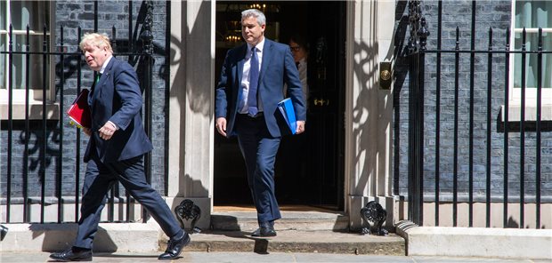 Wieder ein Rücktritt: Johnson muss neuen Gesundheitsminister ernennen Boris Johnsons Vertrauter Steve Barclay (rechts) ist jetzt für den NHS verantwortlich.