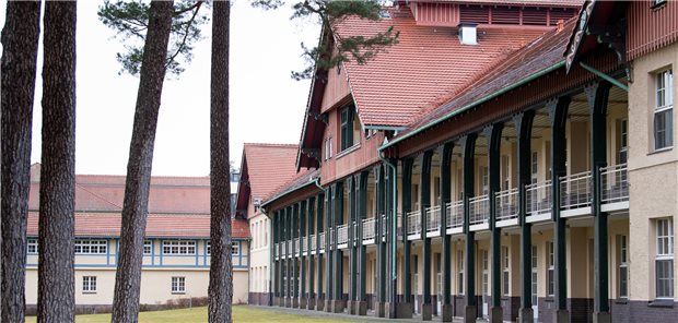 Long-COVID: Brandenburg will Reha-Land werden Brandenburg wirbt für Reha-Behandlungen bei Long-COVID und verweist auf seine Klinikangebote. Hier die Sana-Kliniken Sommerfeld in Kremmen.