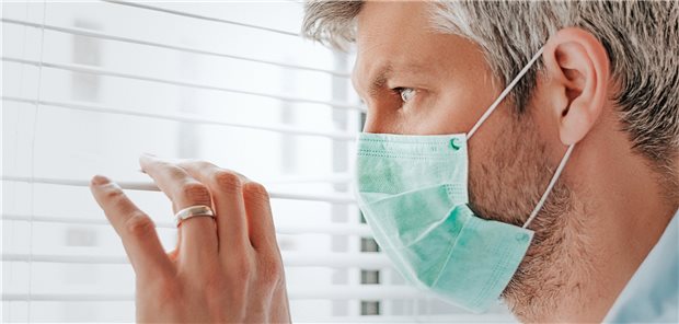 Corona-Quarantäne: 48.000 Brandenburger warten auf Entschädigung Brandenburger, die wegen Corona in Quarantäne mussten, müssen lange auf eine Entschädigung warten.