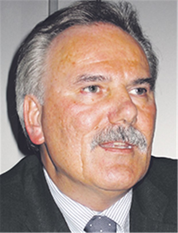 KV Brandenburg hat Ärger mit der Aufsichtsbehörde Brandenburgs KV-Chef Dr. Hans-Joachim Helming sieht sich im Recht.