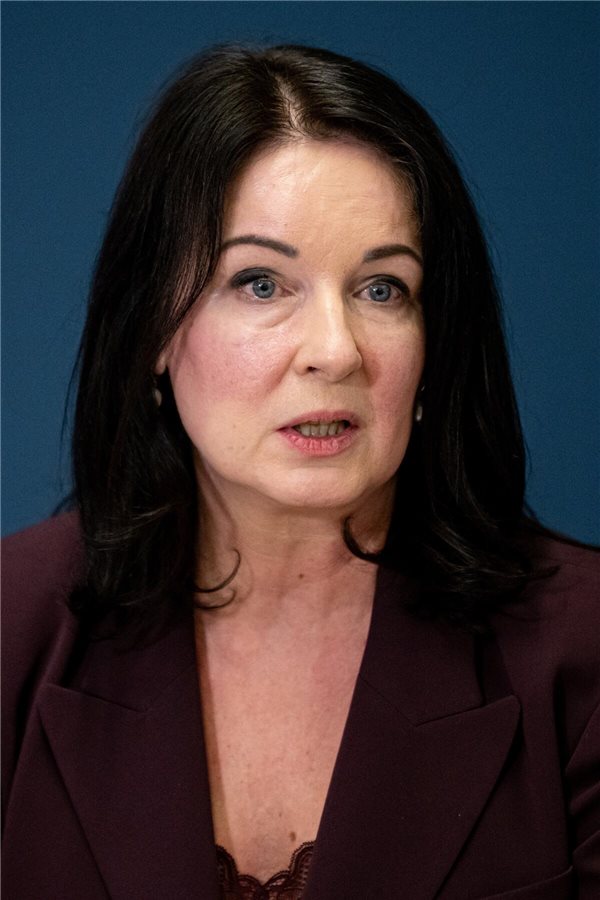 Britta Müller, Ministerin für Gesundheit und Soziales in Brandenburg