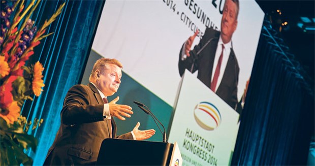 E-Health wird Leitthema auf Podien Bundesgesundheitsminister Hermann Gröhe bei der Eröffnung des Hauptstadtkongresses 2014.