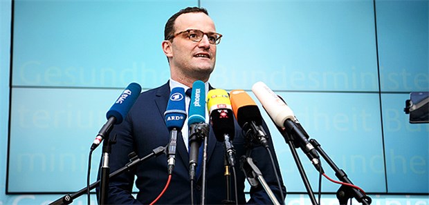 Bundesgesundheitsminister Jens Spahn hat am Montag den Entwurf eines "Gesetzes für schnellere Termine und bessere Versorgung" (TSVG) vorgelegt.