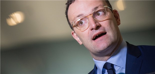 AOK-Öffnung ist vom Tisch Bundesgesundheitsminister Jens Spahn justiert den Finanzausgleich unter den Krankenkassen neu.