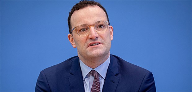 Spahn schiebt weitere Gesetzesinitiativen an Bundesgesundheitsminister Jens Spahn will die Ausbildung in den Apotheken und im OP-Bereich zukunftsfähiger machen.