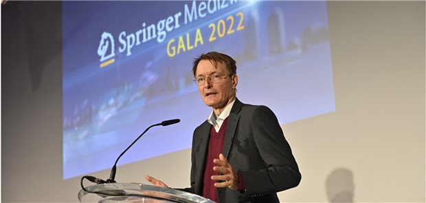 Bundesgesundheitsminister Professor Karl Lauterbach hielt bei der Springer Medizin Gala 2022 ein flammendes Plädoyer für ehrenamtliches Engagement.
