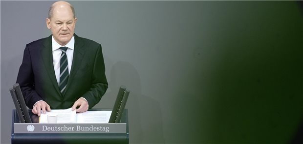 Scholz zeichnet kein klares Bild einer Pandemie-Strategie Bundeskanzler Olaf Scholz (SPD) gab am Mittwoch, den 15. Dezember, im Bundestag seine erste Regierungserklärung ab.