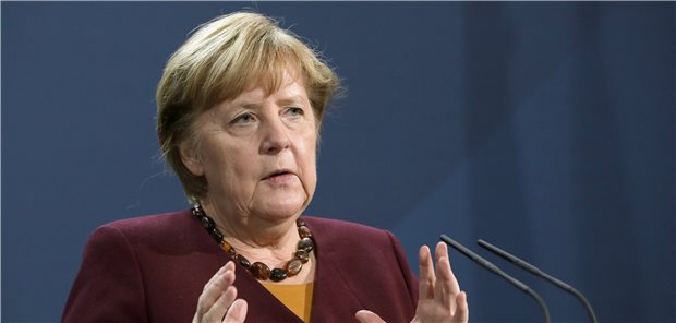 Merkel: Corona-Impfstoff vielleicht noch im Dezember Bundeskanzlerin Angela Merkel (CDU)rechnet schon im Dezember oder „sehr schnell nach der Jahreswende“ mit der Zulassung eines Corona-Impfstoffes in Europa.