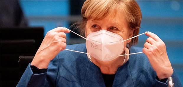 Corona-„Lockdown light“ beginnt wohl ab 2. November Bundeskanzlerin Merkel zu Beginn der Sitzung des Bundeskabinetts. Der Bund will mit drastischen Kontaktbeschränkungen die massiv steigenden Corona-Infektionszahlen in den Griff bekommen.