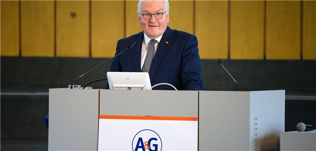 Steinmeier betont Rolle der Sozialpolitik für die Demokratie Bundespräsident Frank-Walter Steinmeier hat am Dienstag beim Kongress „Armut und Gesundheit“ in Berlin gesundheitliche Ungleichheiten als besondere Herausforderung für den Sozialpolitik bezeichnet.