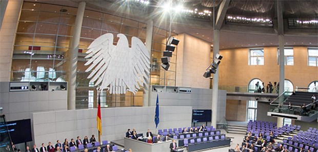 Jens Spahn – Ein Versprechen, drei Gesetze Bundestag: Am Freitag wurde dort der BMG-Haushalts für 2019 mit einem Volumen von 15,27 Milliarden Euro beraten.
