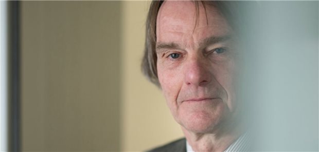 BPtK-Chef Munz: Psychisch kranke Menschen nicht gegeneinander ausspielen! Bundestherapeutenkammer-Präsident Dr. Dietrich Munz: Aussage des Ministers kommt einem Schlag ins Gesicht der Patientinnen und Patienten gleich.