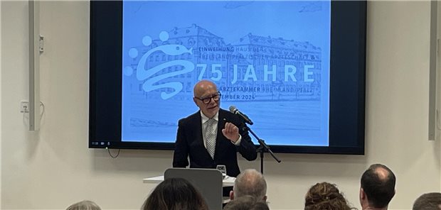 Bundesverfassungsrichter a.D. Udo di Fabio zeichnete bei der 75-Jahrfeier des Landesärztekammer Rheinland-Pfalz ein Bild, wie die Selbstverwaltung sich entwickeln könnte. 
