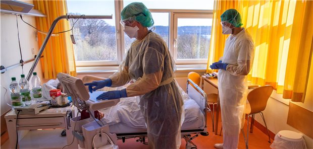 Patient mit schwerem COVID-19-Verlauf.