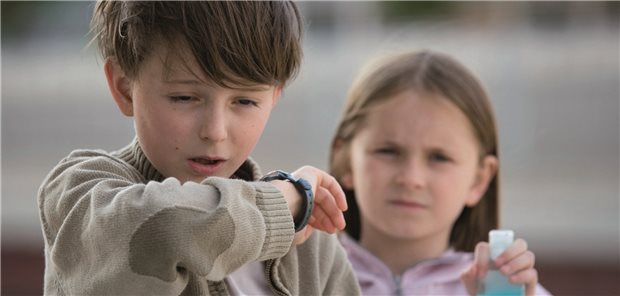 COVID-19 bei Kindern: Warum erkranken Kinder seltener schwer? Der Grund ist möglicherweise im ACE2-Rezeptor zu suchen.