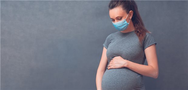 COVID-19 in der Schwangerschaft: Das Risiko, als Schwangere mit einer Corona-Infektion auf die Intensivstation zu kommen, ist knapp vier Mal größer, als für Personen, die nicht schwanger sind. (Symbolbild mit Fotomodell)