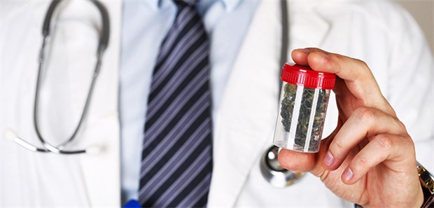 Cannabis als Medizin - die Datenlage zur Wirksamkeit ist aktuell gering.