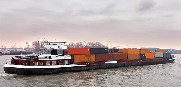 Wie geschnitten Brot Container sind bei den Reedereien zur heiß begehrten Ware geworden.