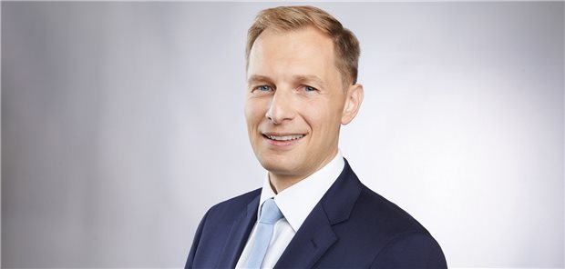 Cornelius Held komplettiert Geschäftsführung der DRK Kliniken Berlin Cornelius Held wir neuer Geschäftsführer der DRK Kliniken Berlin.