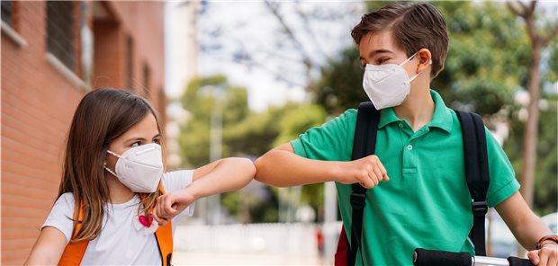 Immunsystem von Kindern kann SARS-CoV-2 besser abwehren Schutz vor SARS-CoV-2: Mit einer Kombination aus zwei monoklonalen Antikörpern konnten hier gute Ergebnisse erzielt werden.
