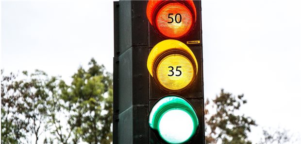 Virologen: „Herdenimmunität ist keine gute Idee“ Corona-Ampel: Wie viel Schutz und für wen soll es sein?