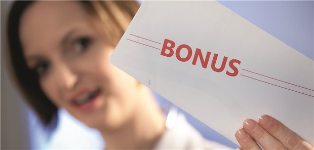 Corona-Boni für Engagement in der Pandemie – doch viele Pflegekräfte haben die Sonderzahlung bis heute nicht auf ihrem Konto.