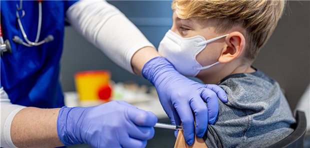 Sachsen empfehlen Corona-Impfung jetzt auch für Kinder uneingeschränkt Corona-Impfung: Bislang galt auch in Sachsen für Fünf- bis Erlfjährige eine eingeschränkte Impf-Empfehlung.