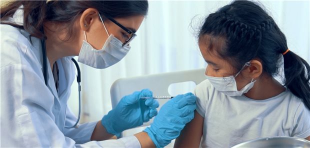 Corona-Impfung: Studiendaten belegen Schutz vor Omikron-Infektionen bei Kindern.