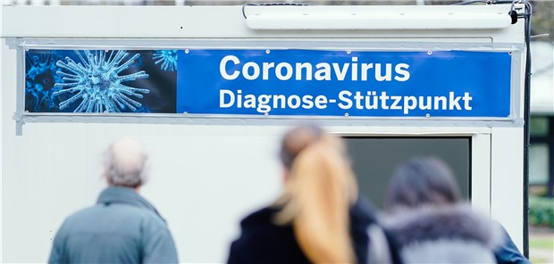 „Selbst extrem hohe Corona-Zahlen können wir abfedern“ Corona-Stützpunkt an einer Uniklinik: Die Krankenhäuser sehen sich vorbereitet.