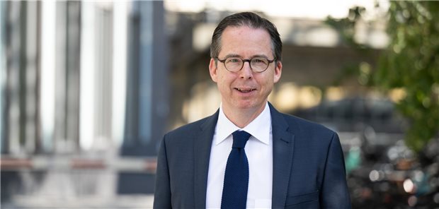 DEGAM-Präsident Professor Martin Scherer: „Eine konsequente hausärztliche Steuerung stärkt die Patientensicherheit und verbessert die Versorgung.“