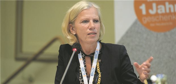 Da jetzt schon circa 80 Prozent der Planungsbereiche in Deutschland keine Zulassungsbeschränkungen für Hausärzte haben, könne sich das Versorgungssystem durch die Institutsambulanzen innerhalb weniger Jahre so weit verändern, dass institutionelle Anbieter vielerorts dominieren“, warnt die Präsidentin des Berufsverbands Deutscher Internistinnen und Internisten (BDI), Christine Neumann-Grutzeck. „Solche disruptiven Veränderungen sind dann nicht mehr umkehrbar.“ (Archivbild)