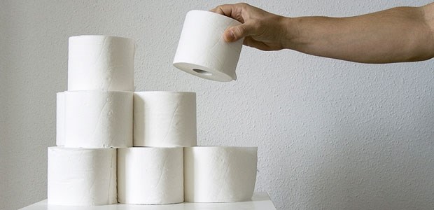 Damit Asienreisende nicht die meiste Zeit auf der Toilette verbringen, sollten sie sich vor Reisediarrhö schützen.