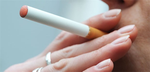 E-Zigaretten sind keine Arzneimittel Darf weiter frei verkauft werden: die E-Zigarette.