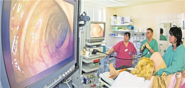 Darmspiegelung im Zuge der Krebsvorsorge im Evangelischen Krankenhaus Lutherstift im brandenburgischen Seelow