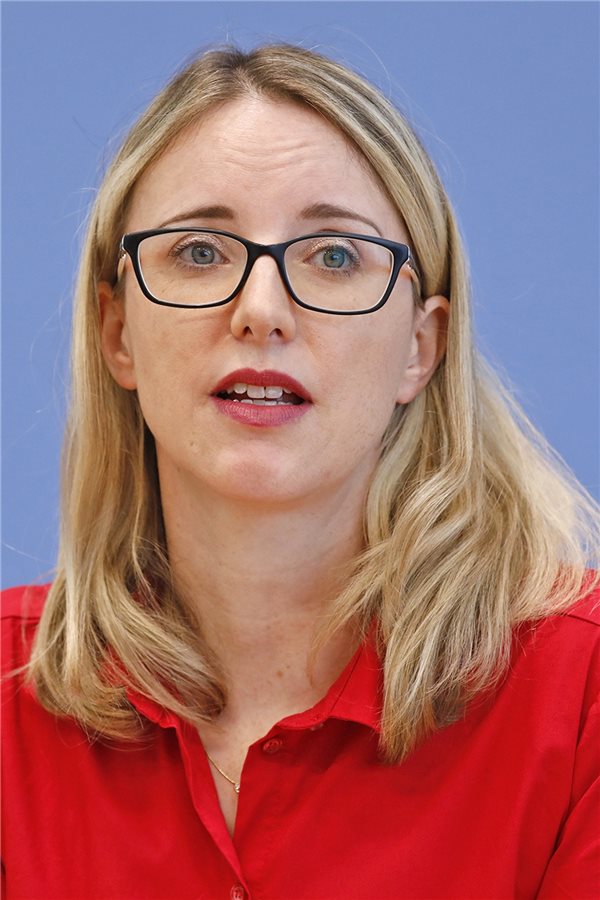 Was heißt eigentlich „freies Sterben“? Die Ethikratsvorsitzende Professorin Alena Buyx