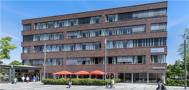 Das Agaplesion Diakonieklinikum Hamburg hat die benachbarte Praxisklinik Hamburg übernommen.