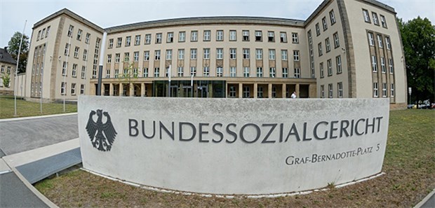 Arzt muss akuten Klinikaufenthalt nicht erfragen Das BSG hat zu Rezepten geurteilt.