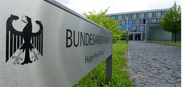 Chefarzt klagt erfolgreich gegen Änderungskündigung Das Bundesarbeitsgericht hat schon öfter über Chefarztangelegenheiten Recht gesprochen.