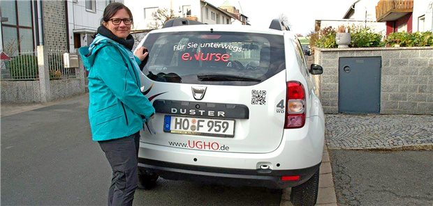 Das Dienstmobil der eNurse – auf einer Tour sucht Bettina Reichelt fünf bis zehn Patienten auf.