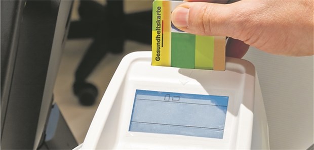 Das Einlesen der elektronischen Gesundheitskarte in seiner jetzigen Form ist für Praxisteams kein aufwändiges Unterfangen.