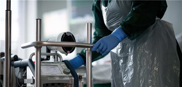 Pflegekräfte: Oft keine Lust mehr auf ungeimpfte COVID-Patienten Das Fachpersonal in Kliniken, insbesondere auf den Intensivstationen, ist vielfach erschöpft.