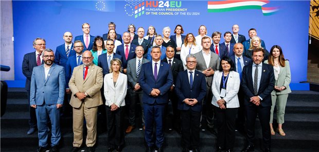EU adressiert in Budapest Herz-Kreislauf-Erkrankungen, Organspende und EHDS Das Familienfoto durfte am Donnerstag in Budapest beim inoffiziellen Treffen der Gesundheitsminister, so hieß die Veranstaltung unter ungarischer Ratspräsidentschaft, nicht fehlen.