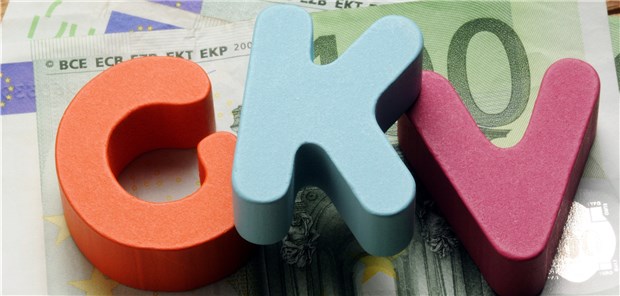 Krankenkassen fahren sattes Minus ein Das Finanzergebnis der GKV dreht sich ins Minus: Politisch gewollt ist, dass einige Kassen ihre hohen Reserven abbauen.