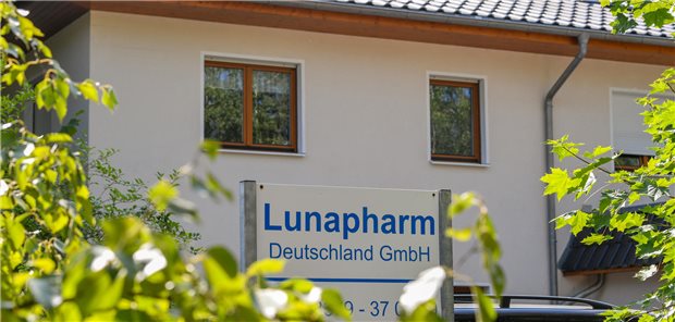 Prozess um den Medikamentenskandal „Lunapharm“ beginnt Das Gebäude der Lunapharm Deutschland GmbH im brandenburgischen Mahlow.