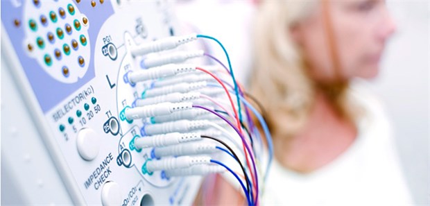 Kabelloses EEG Das Gerät soll eine Diagnose mittels EEG auch außerhalb der Klinik ermöglichen.