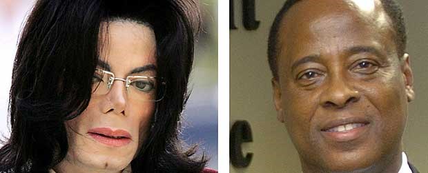 Hat sich Jackson die tödliche Spritze selbst gesetzt? Das Gerichtsverfahren gegen Conrad Murray (r.) zum Tod von Michael Jackson geht dem Ende zu.