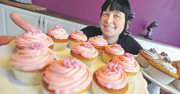 Cupcakes - Hippe Kalorienbomben Das Geschäft läuft super: Sonja Stauch, Betreiberin des Cafe Cupcake Imperium in Karlsruhe.
